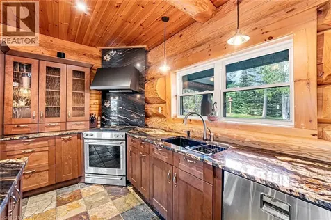 11 Nevis Ridge Drive Oro-medonte ON L0L 1T0