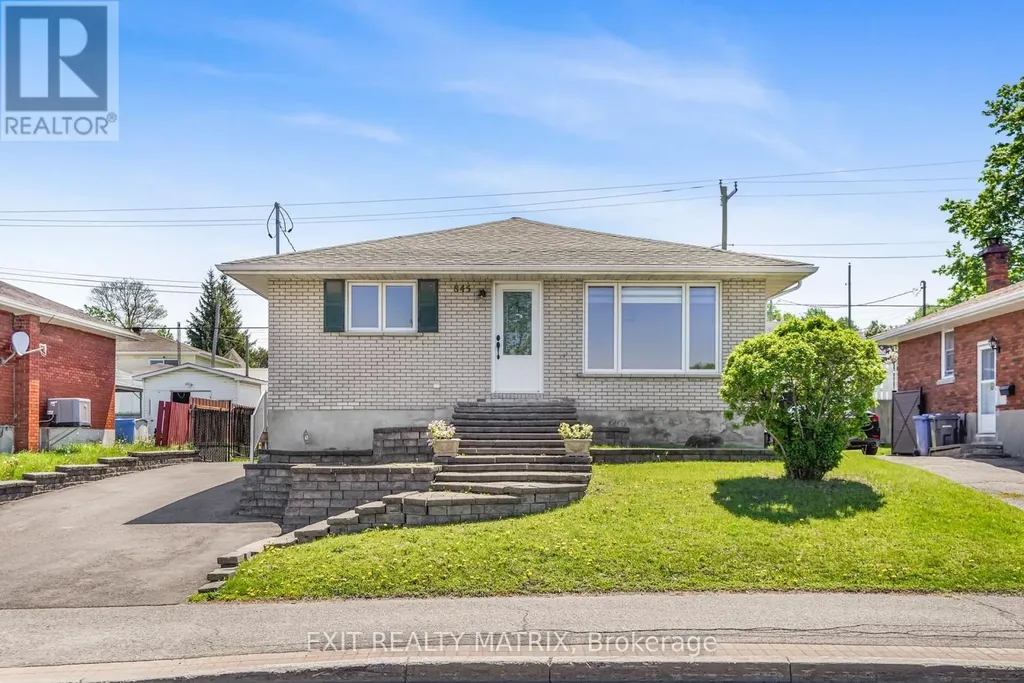 845 Cartier Boulevard Hawkesbury ON K6A 1W9