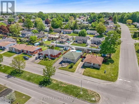 845 Cartier Boulevard Hawkesbury ON K6A 1W9