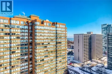 1270 Maple Crossing Boulevard Burlington ON L7S 2J3
