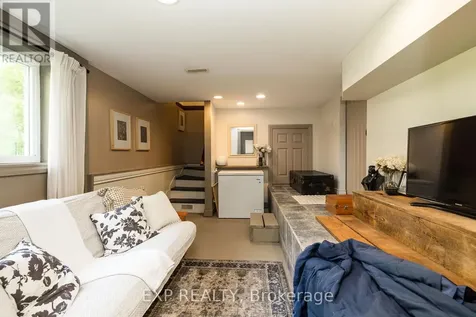 85 South Street Lanark Highlands ON K0G 1K0