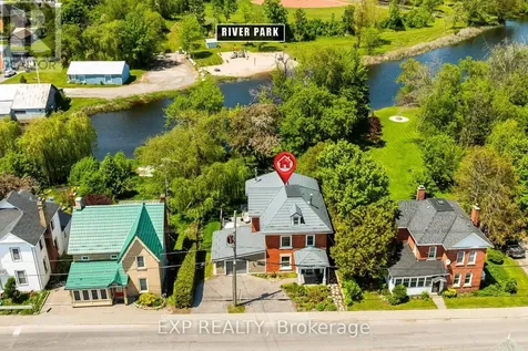 85 South Street Lanark Highlands ON K0G 1K0