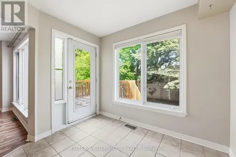 121 Thornbury Crescent Ottawa ON K2G 6J1