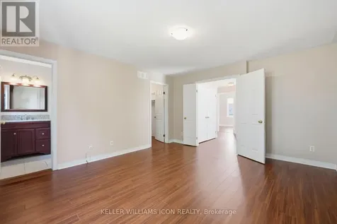 121 Thornbury Crescent Ottawa ON K2G 6J1