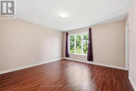 121 Thornbury Crescent Ottawa ON K2G 6J1