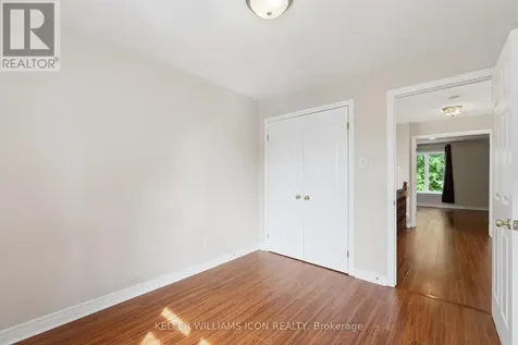 121 Thornbury Crescent Ottawa ON K2G 6J1