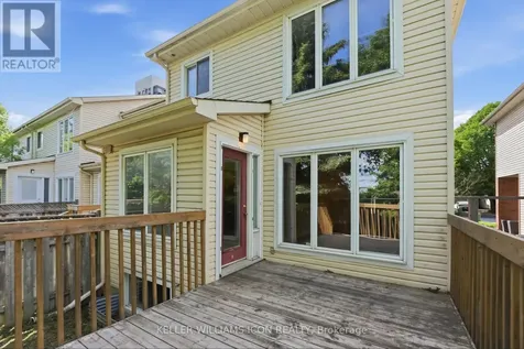 121 Thornbury Crescent Ottawa ON K2G 6J1