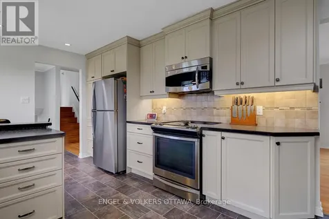 2963 Roger Stevens Drive East Ottawa ON K0A 2T0