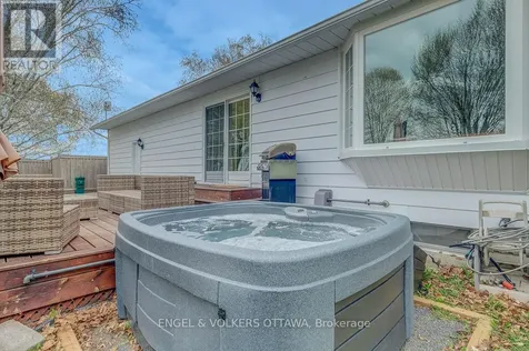 2963 Roger Stevens Drive East Ottawa ON K0A 2T0