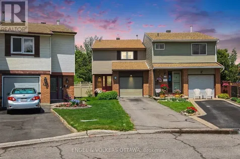 37 Gentle Gate Crescent Ottawa ON K1T 1Z9