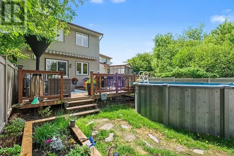 37 Gentle Gate Crescent Ottawa ON K1T 1Z9