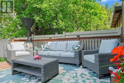 37 Gentle Gate Crescent Ottawa ON K1T 1Z9