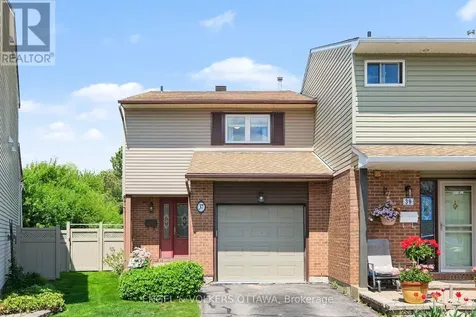 37 Gentle Gate Crescent Ottawa ON K1T 1Z9