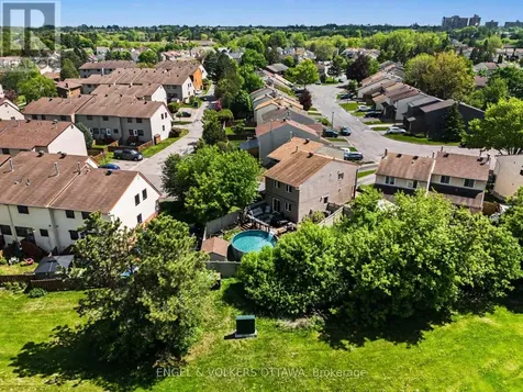 37 Gentle Gate Crescent Ottawa ON K1T 1Z9