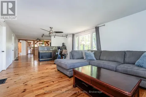 8 Robins Lane Kawartha Lakes (carden) ON L0K 1W0