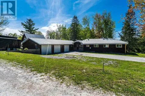 8 Robins Lane Kawartha Lakes (carden) ON L0K 1W0
