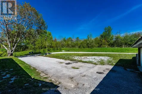 8 Robins Lane Kawartha Lakes (carden) ON L0K 1W0