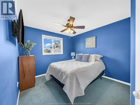 2357 Longfellow Windsor ON N9B 3J7