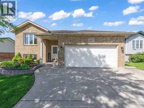 2357 Longfellow Windsor ON N9B 3J7