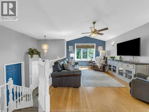 2357 Longfellow Windsor ON N9B 3J7
