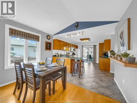 2357 Longfellow Windsor ON N9B 3J7