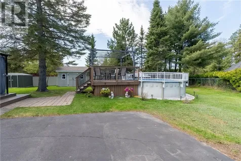 1161 Pine Street Hanmer ON P3P 1S1