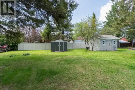 1161 Pine Street Hanmer ON P3P 1S1
