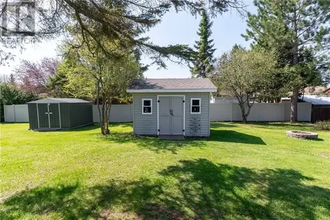 1161 Pine Street Hanmer ON P3P 1S1