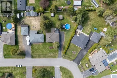 1161 Pine Street Hanmer ON P3P 1S1