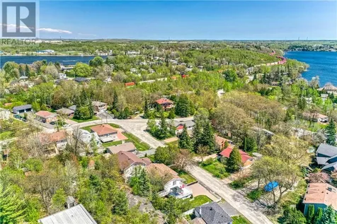 138 Harry Crescent Sudbury ON P3B 3E4