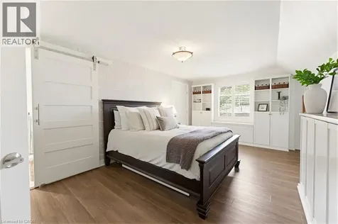 304 Parkside Drive Waterdown ON L0R 2H0