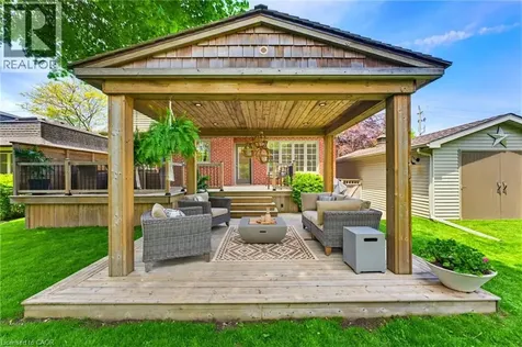304 Parkside Drive Waterdown ON L0R 2H0