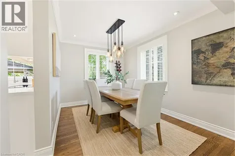 304 Parkside Drive Waterdown ON L0R 2H0