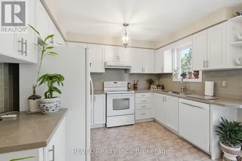 16 Parnell Crescent Whitby (pringle Creek) ON L1R 2L4