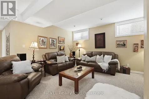 16 Parnell Crescent Whitby (pringle Creek) ON L1R 2L4