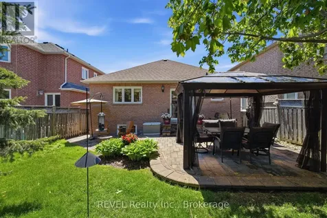 16 Parnell Crescent Whitby (pringle Creek) ON L1R 2L4