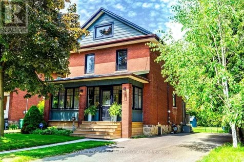 50 Rosedale Avenue West Brampton (downtown Brampton) ON L6X 1K1