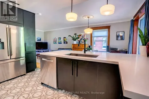 50 Rosedale Avenue West Brampton (downtown Brampton) ON L6X 1K1