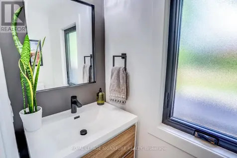 50 Rosedale Avenue West Brampton (downtown Brampton) ON L6X 1K1