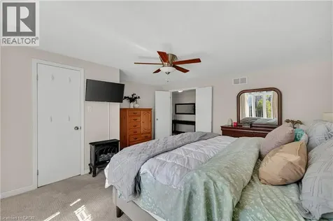 475 Annapolis Court Waterloo ON N2K 4E7