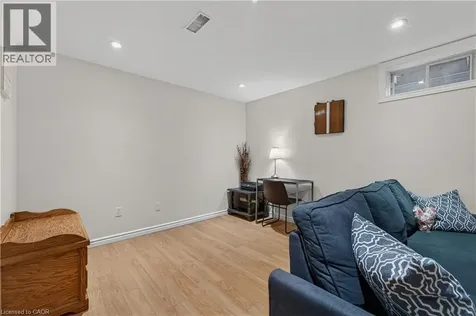 475 Annapolis Court Waterloo ON N2K 4E7