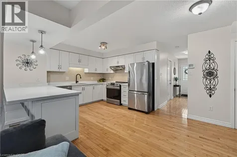 475 Annapolis Court Waterloo ON N2K 4E7