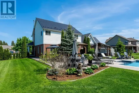 23 Somerville Crescent Mulmur ON L9V 3J2