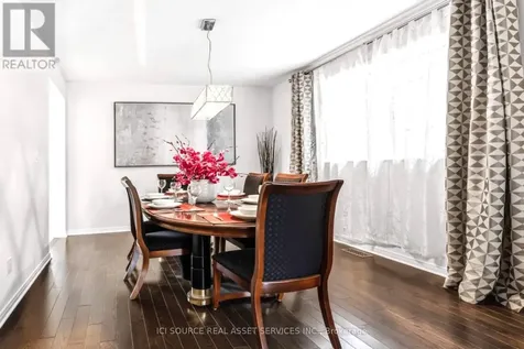 124 Culloden Crescent Ottawa ON K2J 5Z9