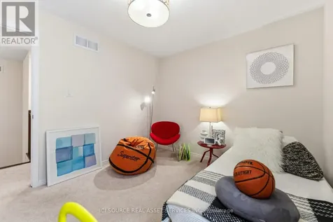124 Culloden Crescent Ottawa ON K2J 5Z9