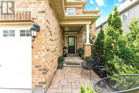 124 Culloden Crescent Ottawa ON K2J 5Z9
