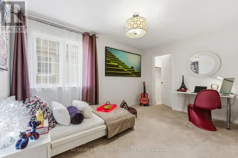 124 Culloden Crescent Ottawa ON K2J 5Z9