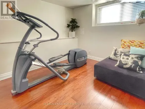 124 Culloden Crescent Ottawa ON K2J 5Z9
