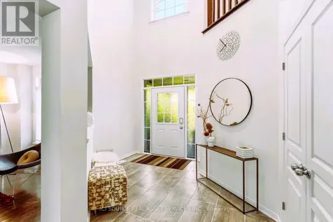 124 Culloden Crescent Ottawa ON K2J 5Z9
