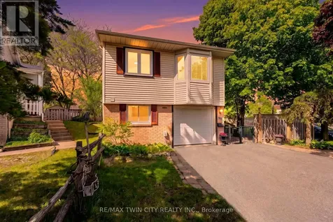 171 Herron Place Waterloo ON N2T 1H2